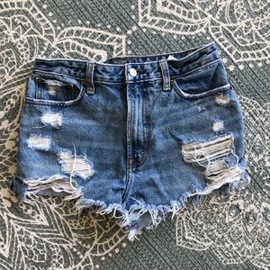 Distressed shorts